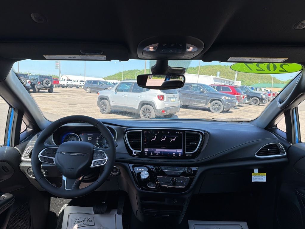 2027 Chrysler Pacifica PACIFICA SELECT AWD