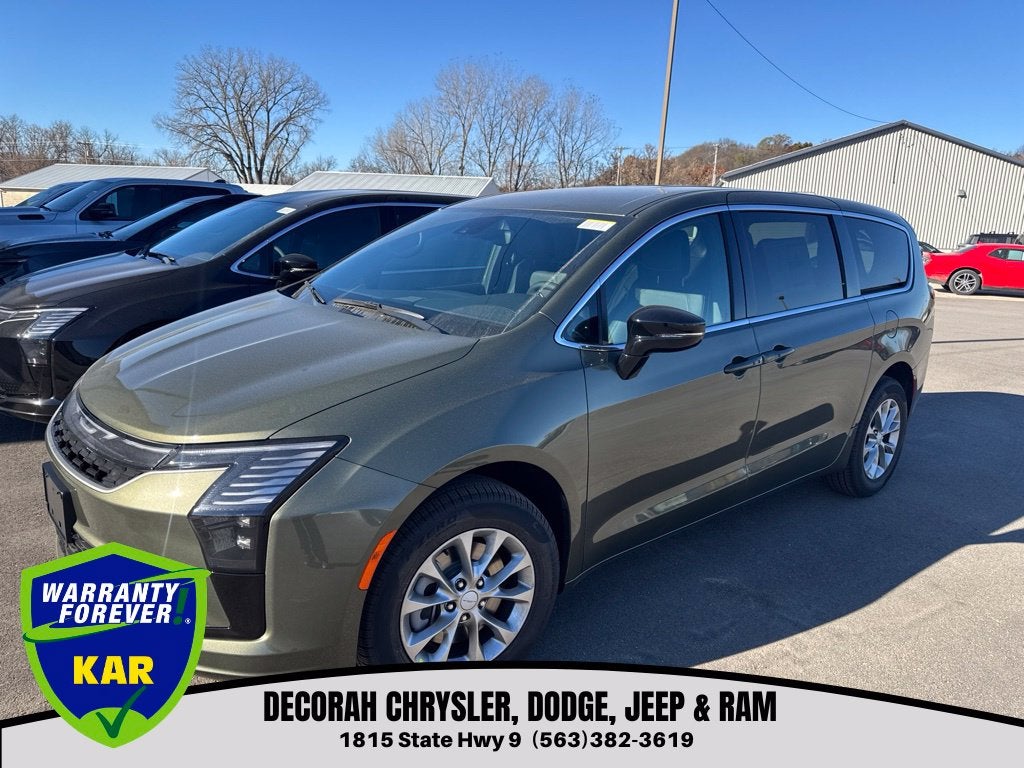 2027 Chrysler Pacifica PACIFICA SELECT AWD