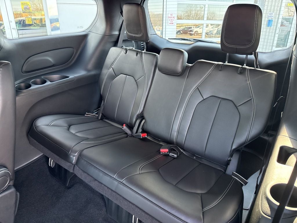 2026 Chrysler Pacifica PACIFICA SELECT AWD