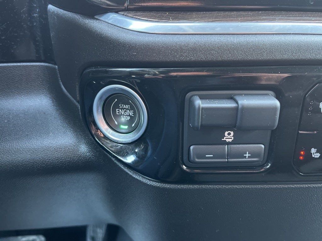 2024 Chevrolet Silverado 2500HD 4WD Crew Cab Standard Bed LT