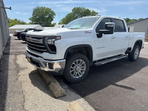 2024 Chevrolet Silverado 2500HD 4WD Crew Cab Standard Bed LTZ