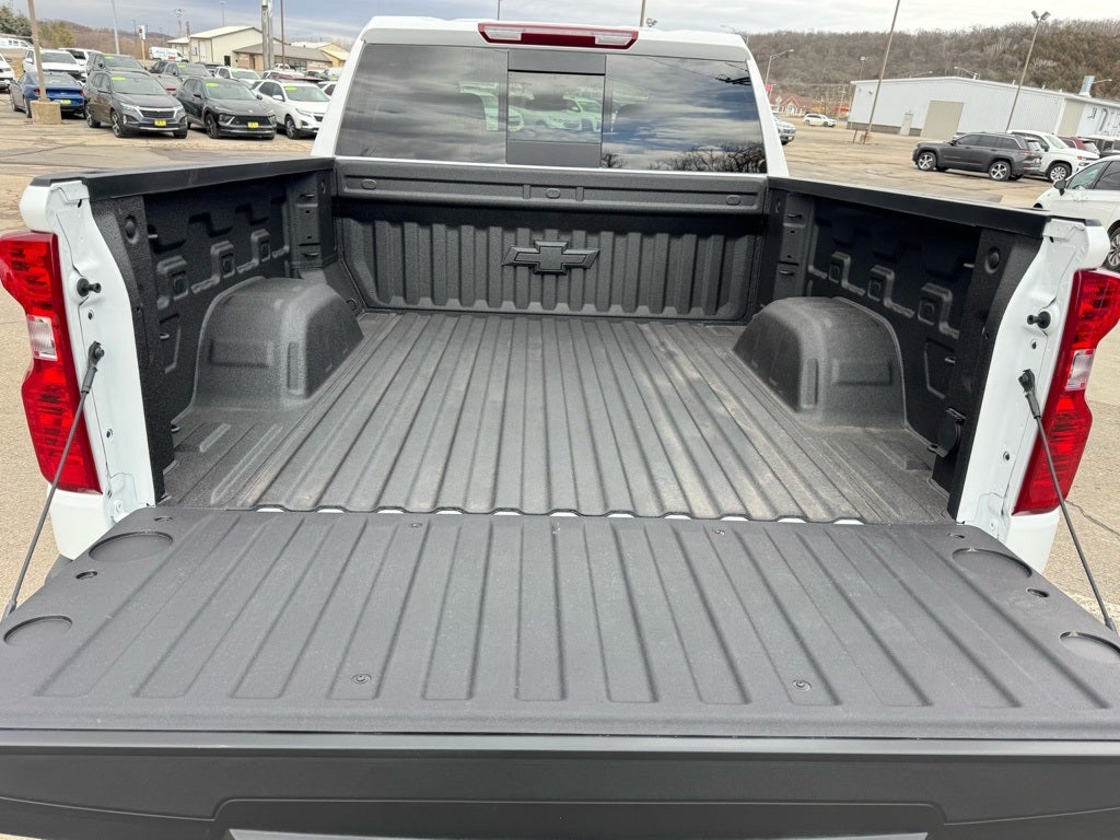 2026 Chevrolet Silverado 1500 LT LT1