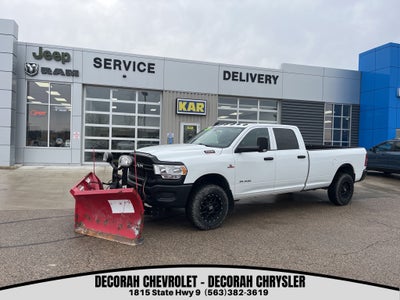 2022 RAM 3500 Tradesman Crew Cab 4x4 8' Box