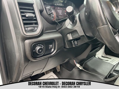 2022 RAM 3500 Tradesman Crew Cab 4x4 8' Box