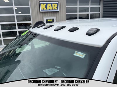 2022 RAM 3500 Tradesman Crew Cab 4x4 8' Box