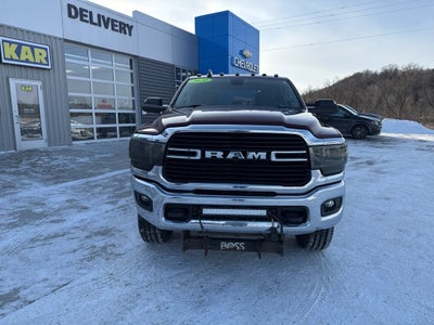 2020 RAM 3500 Big Horn Crew Cab 4x4 8' Box