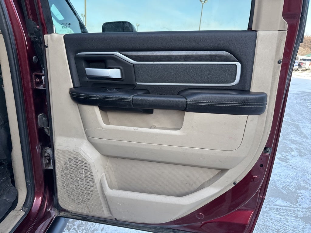 2020 RAM 3500 Big Horn Crew Cab 4x4 8' Box