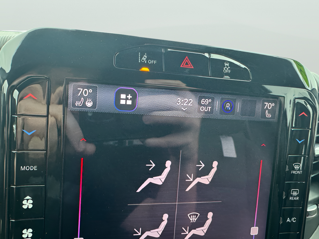 2027 RAM Ram 3500 RAM 3500 BIG HORN CREW CAB 4X4 8' BOX