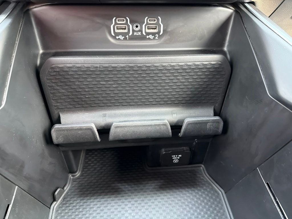 2022 RAM 3500 Big Horn Mega Cab 4x4 6'4' Box