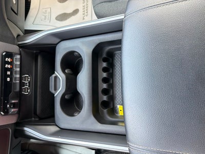2022 RAM 3500 Big Horn Mega Cab 4x4 6'4' Box