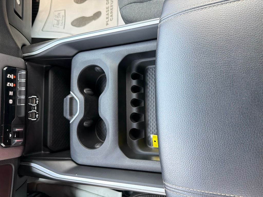 2022 RAM 3500 Big Horn Mega Cab 4x4 6'4' Box