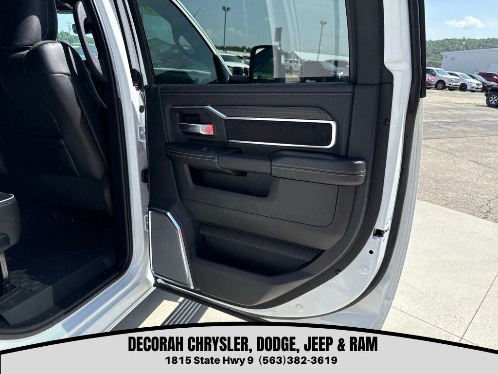 2026 RAM Ram 3500 RAM 3500 LARAMIE MEGA CAB 4X4 6'4' BOX