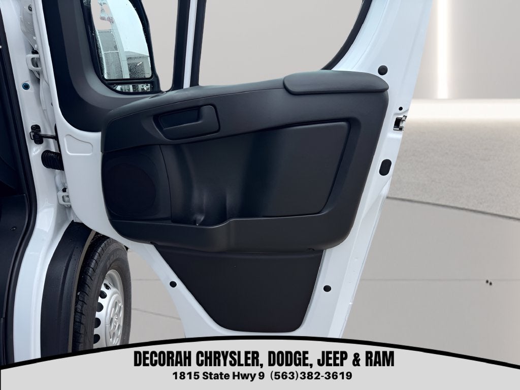 2027 RAM ProMaster Cargo Van Tradesman