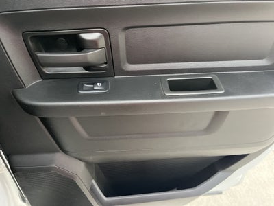 2022 RAM 2500 Tradesman Crew Cab 4x4 6'4' Box