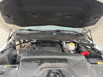 2022 RAM 2500 Tradesman Crew Cab 4x4 6'4' Box