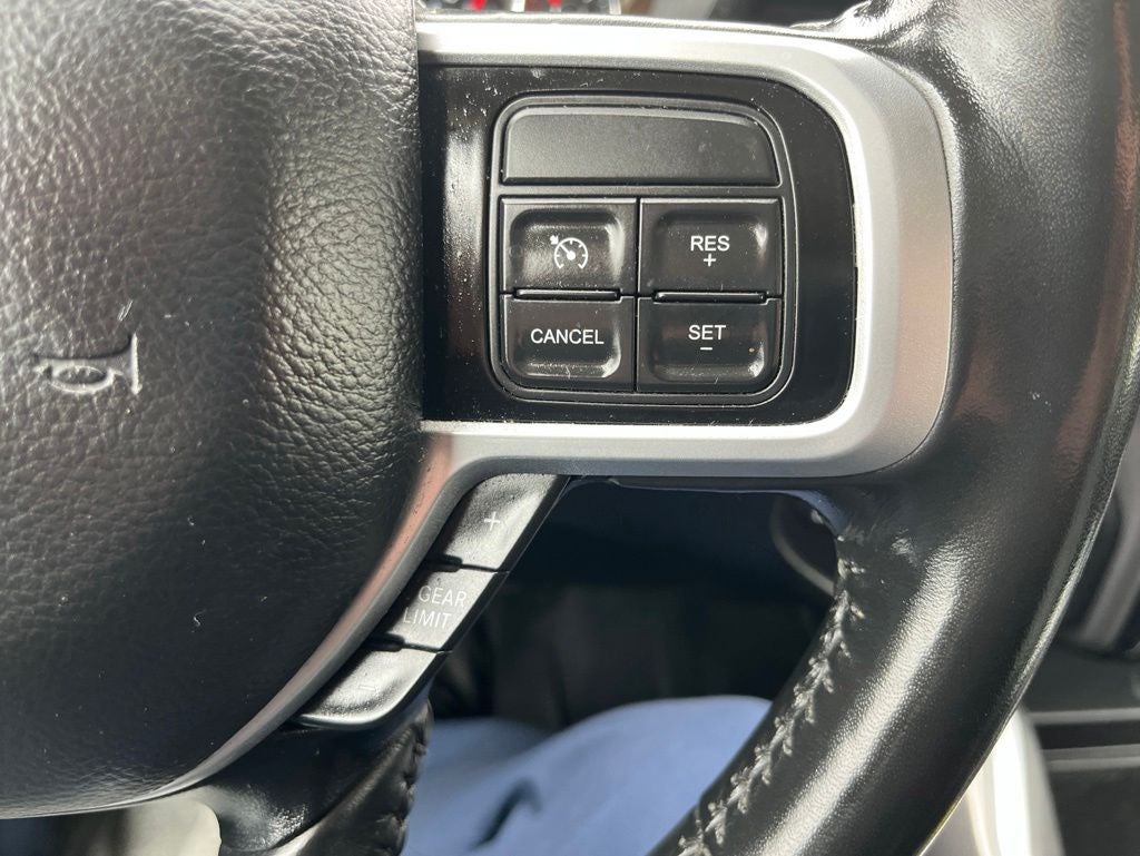 2020 RAM 2500 Big Horn Crew Cab 4x4 6'4' Box