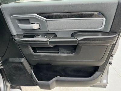 2020 RAM 2500 Big Horn Crew Cab 4x4 6'4' Box