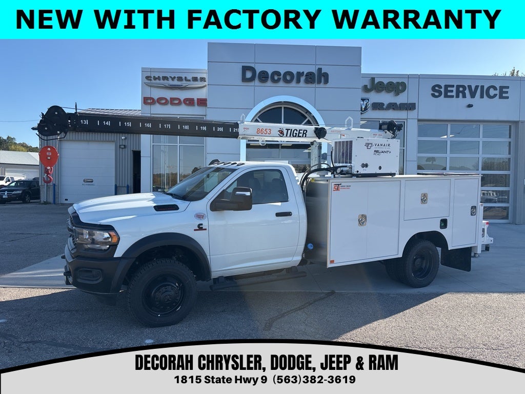 2024 RAM Ram 5500 Chassis Cab RAM 5500 TRADESMAN CHASSIS REGULAR CAB 4X4 84' CA