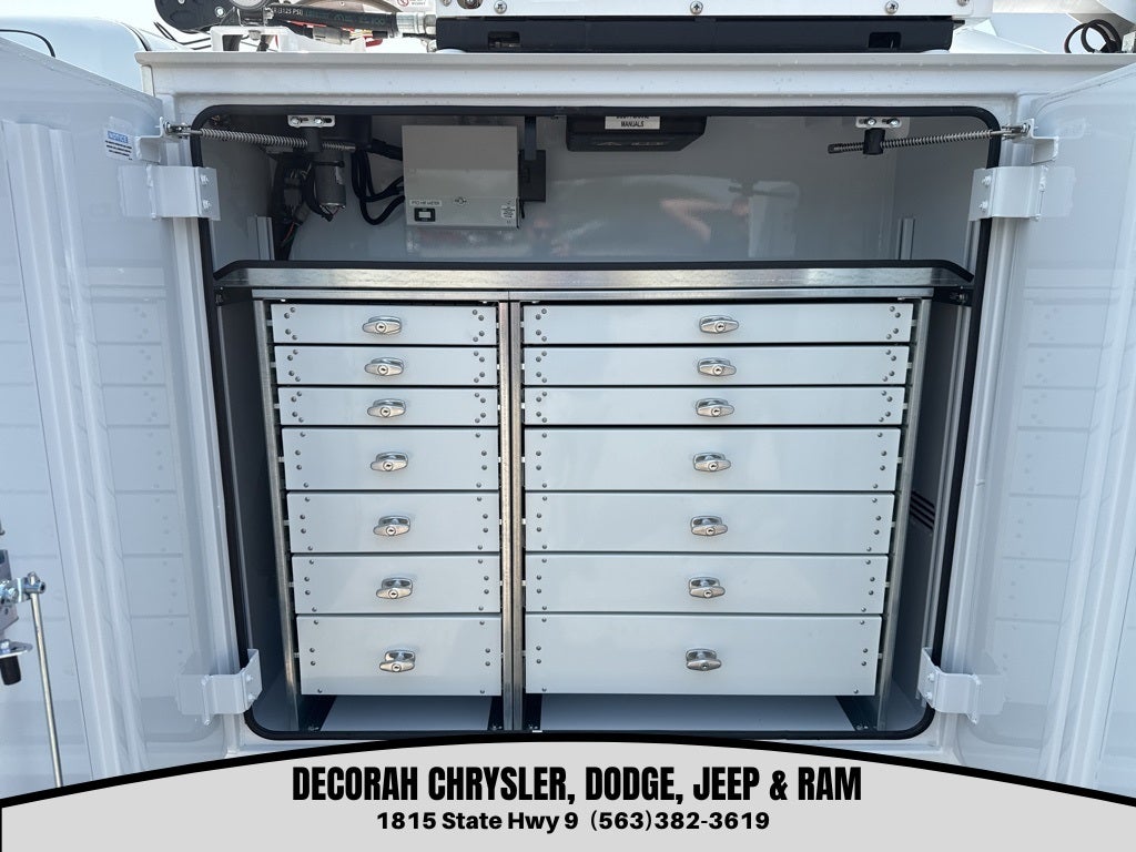 2024 RAM Ram 5500 Chassis Cab RAM 5500 TRADESMAN CHASSIS REGULAR CAB 4X4 84' CA