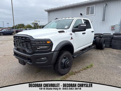 2027 RAM Ram 5500 Chassis Cab RAM 5500 TRADESMAN CHASSIS CREW CAB 4X4 60' CA