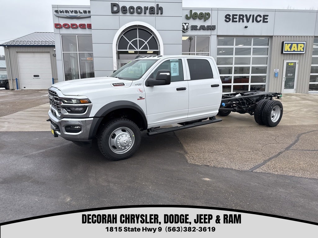 2026 RAM Ram 5500 Chassis Cab RAM 5500 TRADESMAN CHASSIS CREW CAB 4X4 84' CA