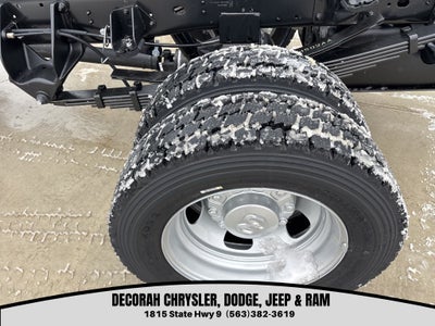 2026 RAM Ram 5500 Chassis Cab RAM 5500 TRADESMAN CHASSIS CREW CAB 4X4 84' CA