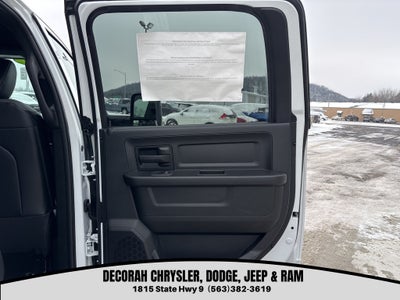 2026 RAM Ram 5500 Chassis Cab RAM 5500 TRADESMAN CHASSIS CREW CAB 4X4 84' CA