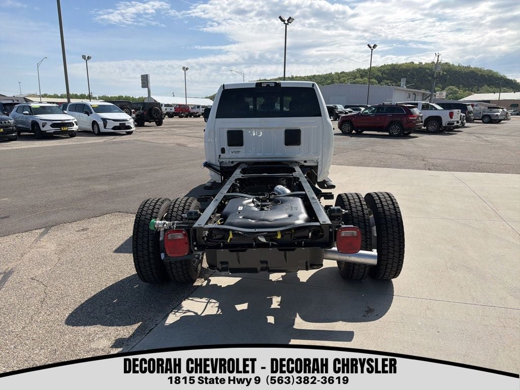 2026 RAM Ram 5500 Chassis Cab RAM 5500 TRADESMAN CHASSIS CREW CAB 4X4 84' CA