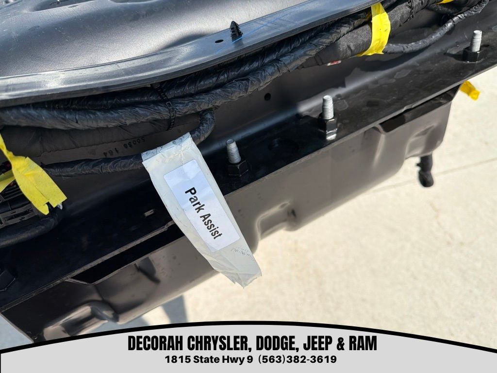 2026 RAM 3500 Chassis RAM 3500 TRADESMAN CREW CAB CHASSIS 4X4 60' CA