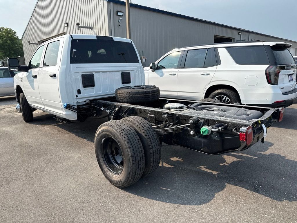 2026 RAM 3500 Tradesman 60" CA