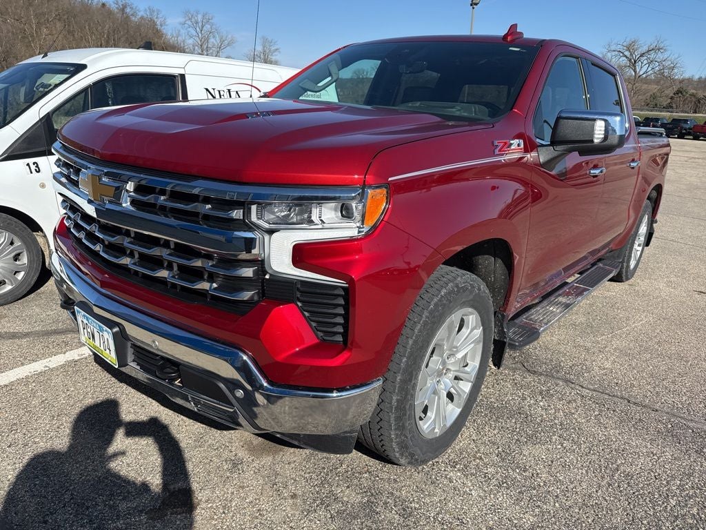 2023 Chevrolet Silverado 1500 4WD Crew Cab Short Bed LTZ