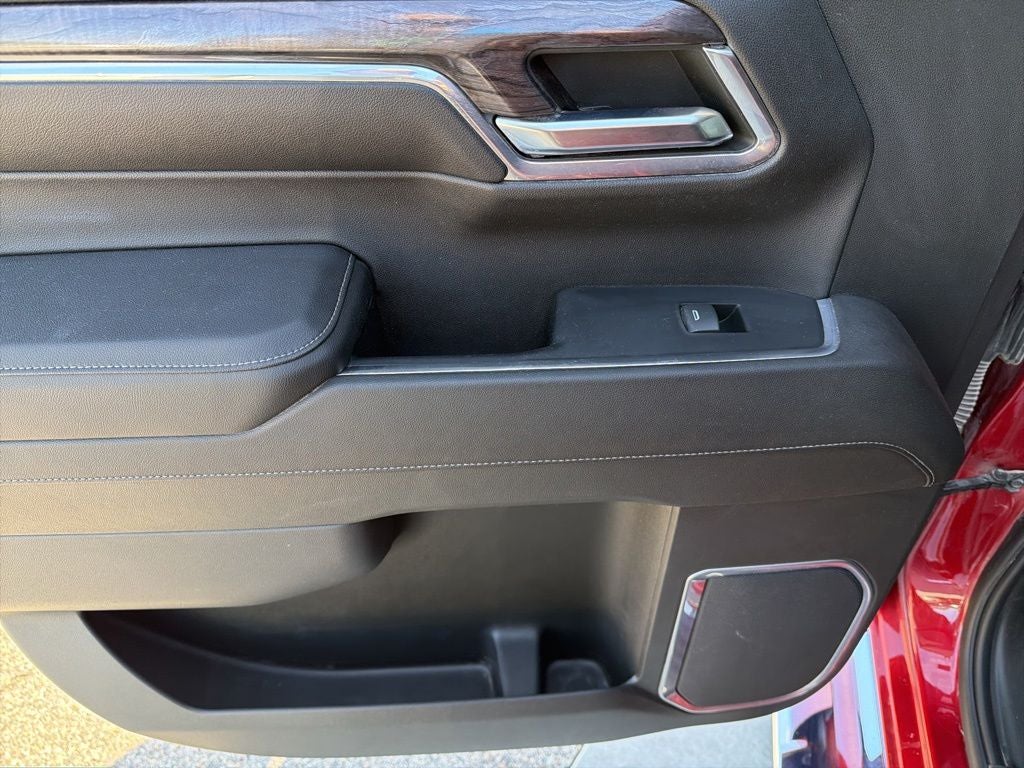 2023 Chevrolet Silverado 1500 4WD Crew Cab Short Bed LTZ