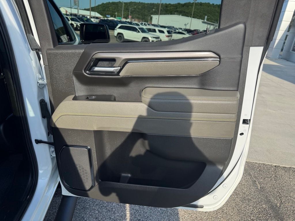 2025 Chevrolet Silverado 1500 ZR2
