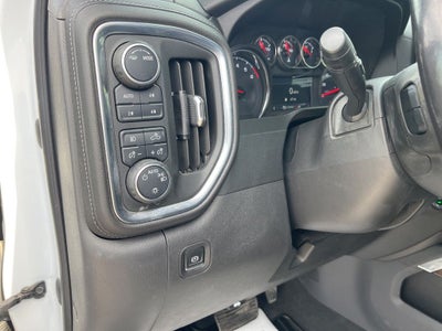 2020 Chevrolet Silverado 1500 4WD Crew Cab Short Bed RST