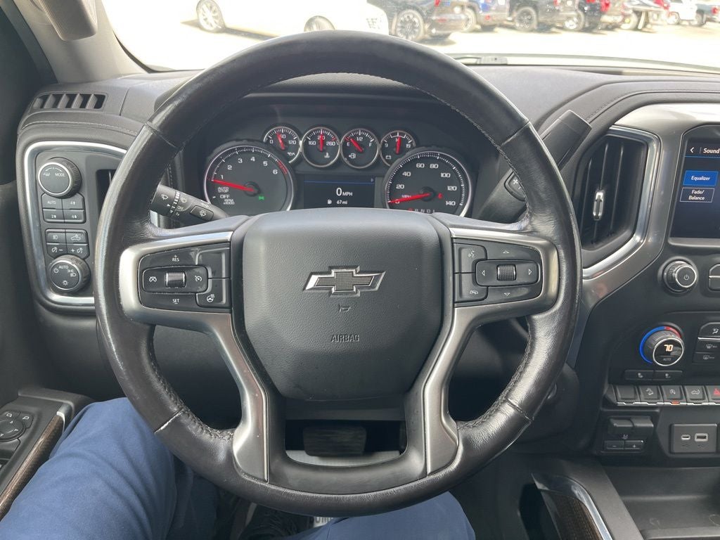 2020 Chevrolet Silverado 1500 4WD Crew Cab Short Bed RST