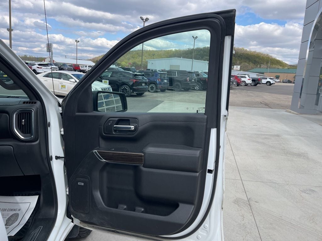 2020 Chevrolet Silverado 1500 4WD Crew Cab Short Bed RST