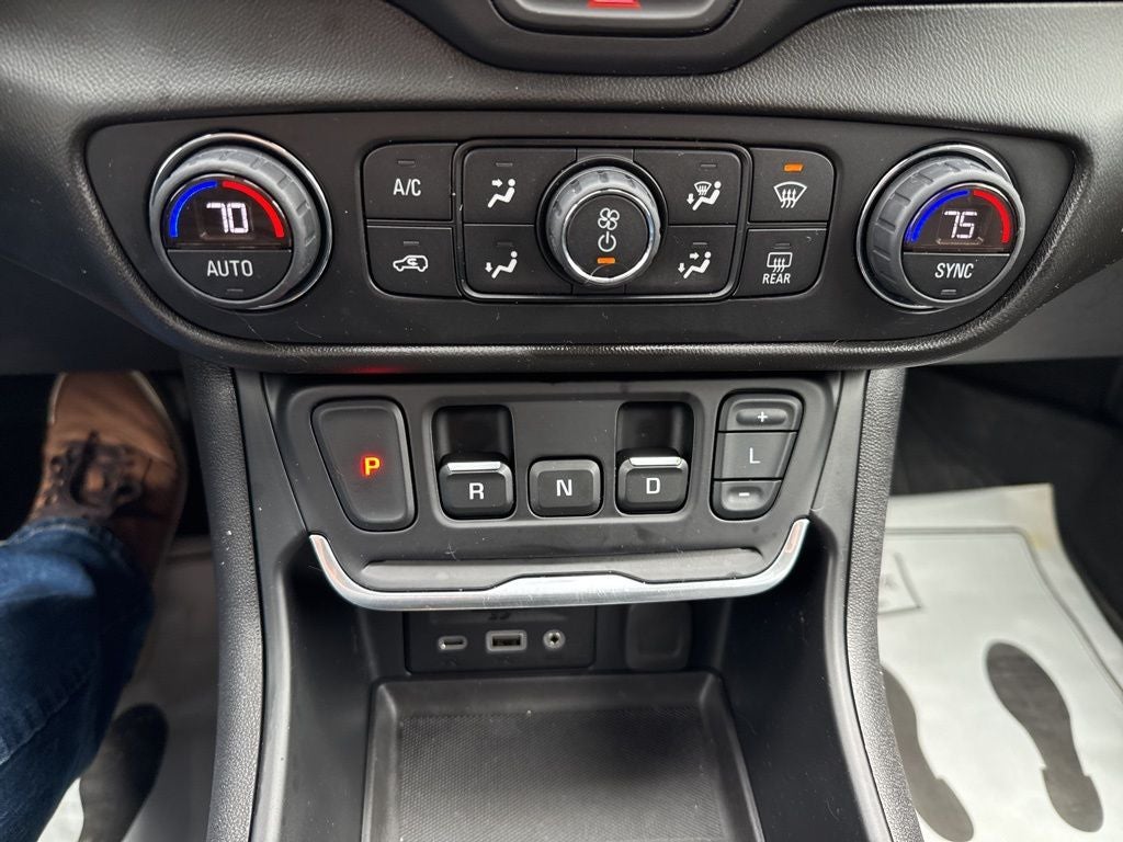 2020 GMC Terrain FWD SLT