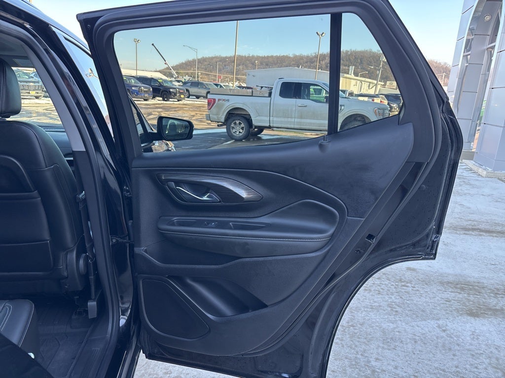 2024 GMC Terrain AWD SLT