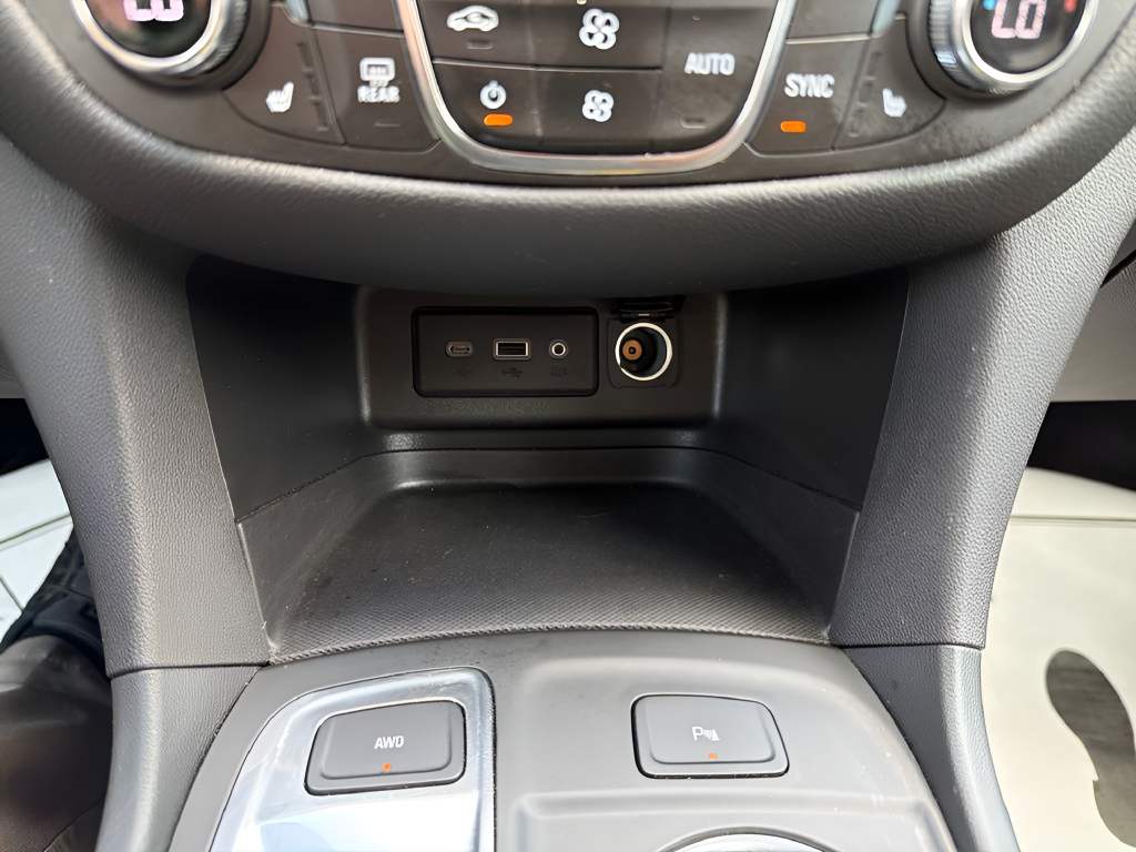 2024 Chevrolet Equinox AWD LT