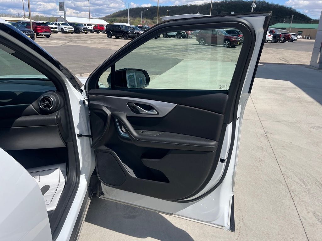 2022 Chevrolet Blazer AWD 2LT
