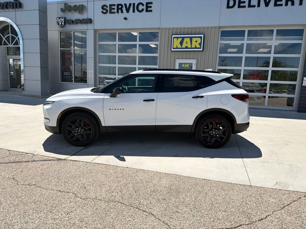 2023 Chevrolet Blazer AWD 2LT