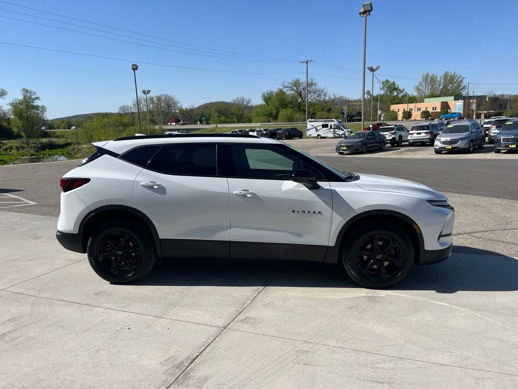 2023 Chevrolet Blazer AWD 2LT
