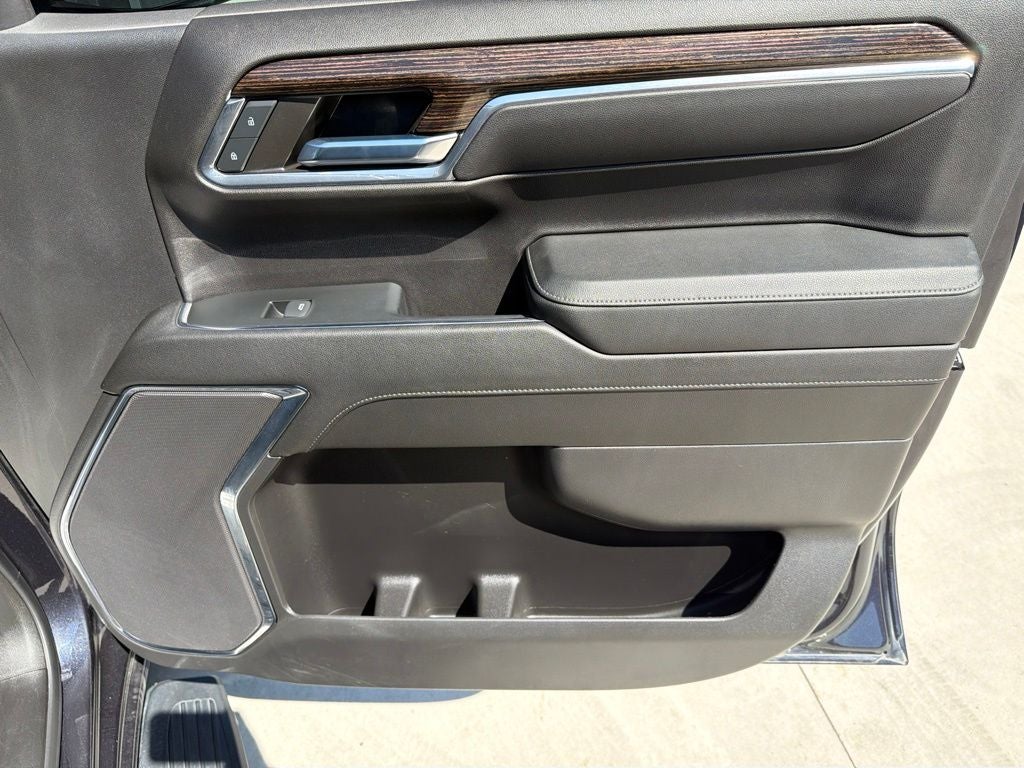 2024 GMC Sierra 1500 4WD Crew Cab Short Box Elevation with 3SB
