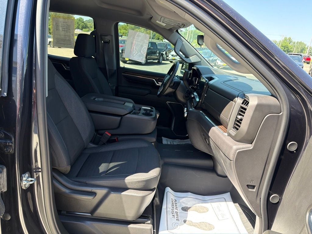 2024 GMC Sierra 1500 4WD Crew Cab Short Box Elevation with 3SB