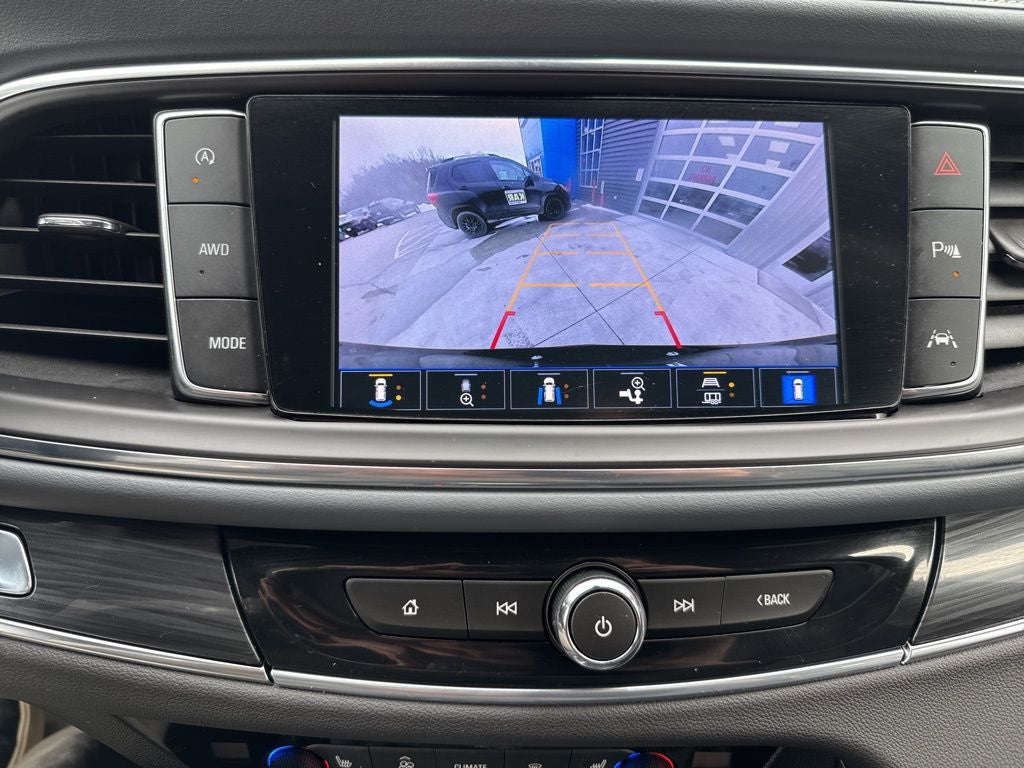 2023 Buick Enclave Essence AWD