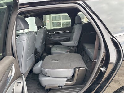 2023 Buick Enclave Essence AWD