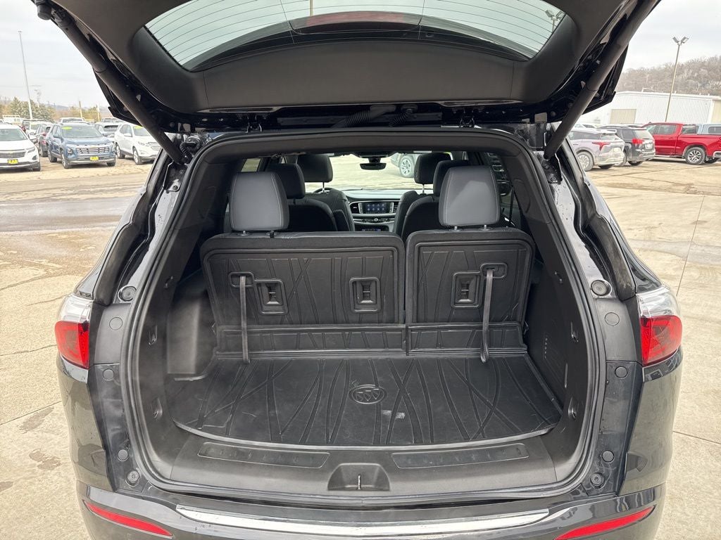 2023 Buick Enclave Essence AWD