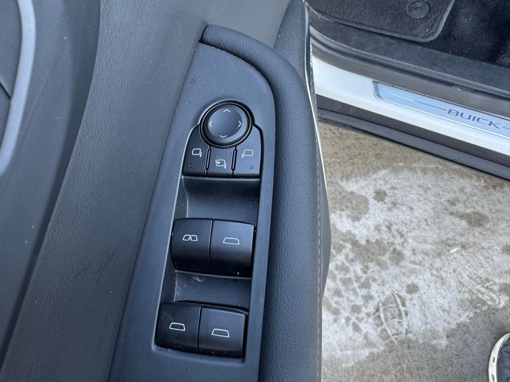 2025 Buick Enclave Preferred FWD