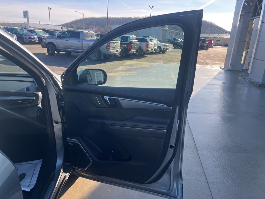 2025 Buick Enclave Preferred FWD