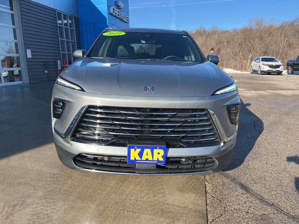 2025 Buick Enclave Preferred FWD